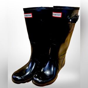 Huntress boots by Hunter. Size US 7M Black
